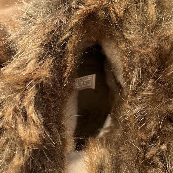 UGG Chestnut Suede Shaggy CLASSIC BUCKLE MINI Boots - Picture 8 of 10